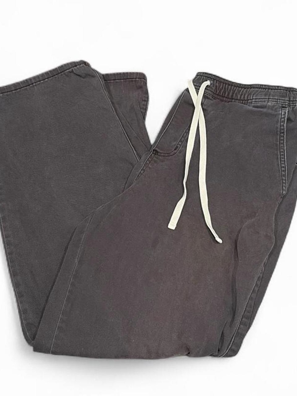 RSQ Men's Cargo Pants in Charcoal Gray with Cream Drawstring
